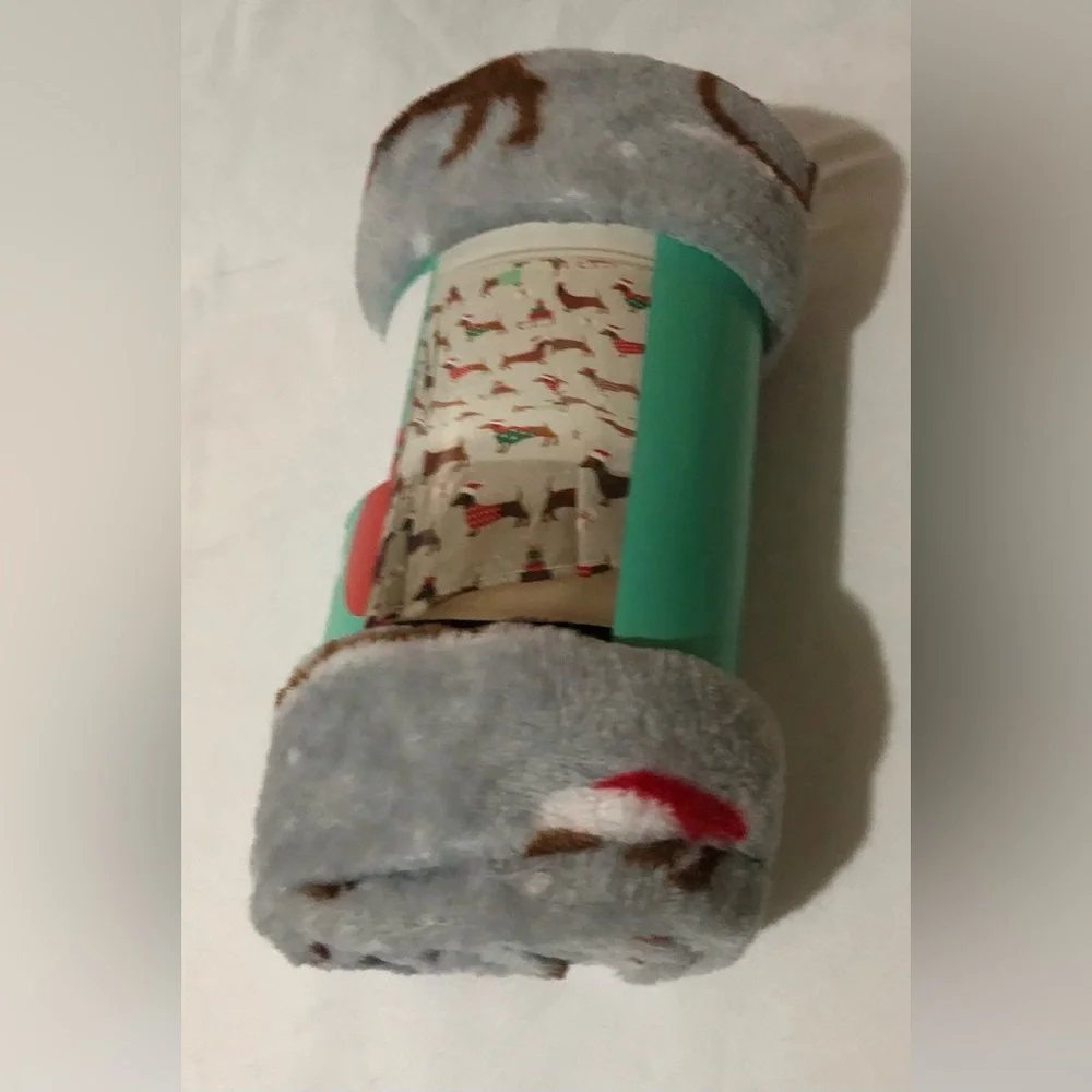 Soft Plush Throw Blanket Light Gray with Multicolor holiday dog theme.48”X60”